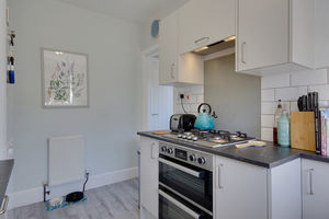 Kitchen- click for photo gallery